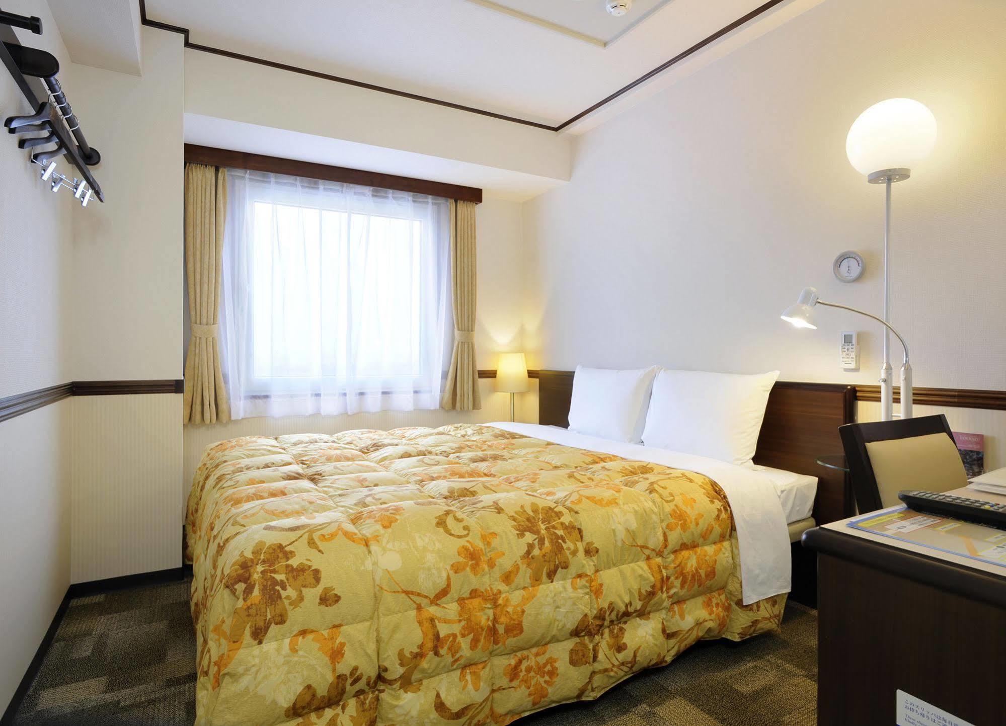 Toyoko Inn Tokyo Akigawa-eki Kita-guchi Akiruno Exterior foto